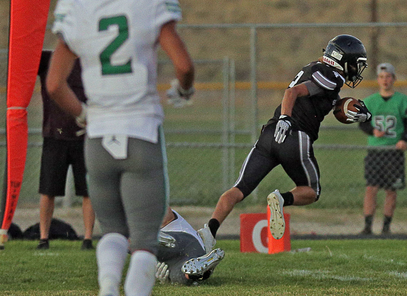 090619-elk-gallery-fallon-spring-creek-football-17.jpg